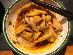 -王婆乔鲜鱼自助火锅(蜀汉路店)