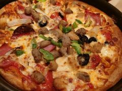 酸菜海鲈鱼比萨铁盘普装-必胜客(城西银泰店)