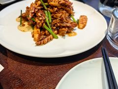 -湖畔鲁菜·二十年老字号餐厅(大明湖店)