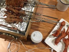 -喝丢一只鞋海鲜烧烤·海肠捞饭(东关街店)