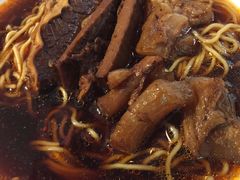 半斤半肉拉面-厝内小眷村(天河南一路店)