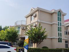 -兴芮温泉度假区