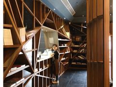 -钟书阁(松江泰晤士小镇店)