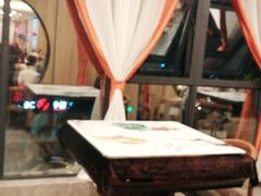 -有红鸡毛店·川菜(建设路店)