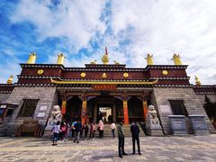 -噶丹松赞林寺