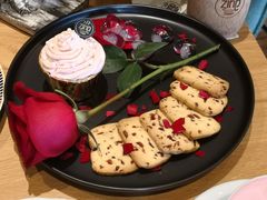 -ZING COFFEE 镜咖啡