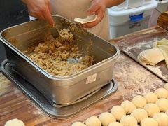 -李与白包子铺(桐梓林店)