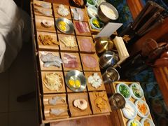 -银米·云南传统过桥米线(双廊黑金冠店)