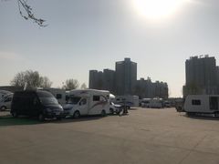 -河南省体育中心-南门停车场