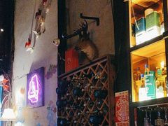 -喜鹊音乐酒馆(西街店)