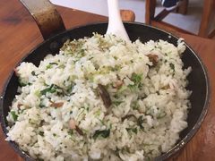 -侬佳蒸菜馆(听潮店)
