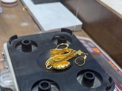 -华夏典当行(龙德广场店)