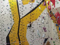 -问山MountQuest攀岩馆