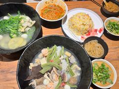 -万记麻辣烫国展总店