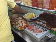 -Bánh Mì Huynh Hoa