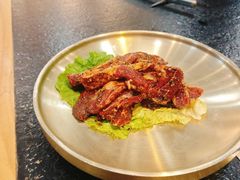 -臻牛烤肉