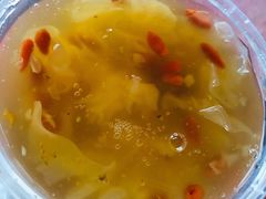 五珍银耳汤-芳婆糕团店(王府大街店)