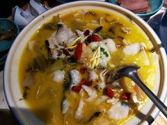 -荷塘秋月·本帮江浙菜(国权路店)