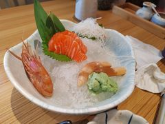-花和海鲜自助(梅江店)