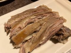 手抓羊肉-贯贯吉·清真餐厅(浙江中路店)