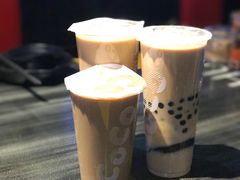 奶茶三兄弟-CoCo都可(虹口龙之梦店)