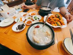 -长寿参鸡汤(朝韩风情街店)