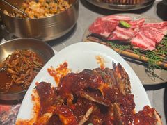 -草家酱蟹炭火烤肉店(珲春南路一店)