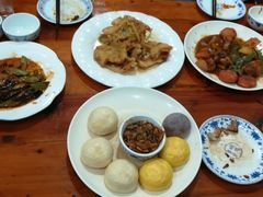 -雪乡人家东北菜·铁锅炖一切(高斯路店)