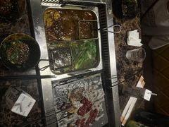 -牛里牛气· 榴莲海鲜鲜牛肉自助火锅·烤肉(横岗店)
