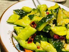 拍黄瓜-巴依兄弟西域美食(机场店)