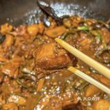 一锅铁锅炖，你我更亲近。