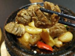 石锅手打牛肉丸-潮堂 · 潮州菜(国贸商城店)