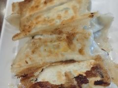-今鲜源酒店·海鲜锅贴青岛菜(新湛路店)