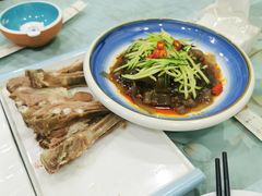 -三江源美食城