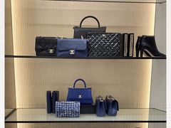 -CHANEL(戴高乐机场T 2E店)