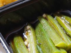 鲜汁秋葵-胖哥俩肉蟹煲(湖滨银泰in77店)