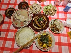 -老方桌烂蹄花川菜馆(九龙坡店)
