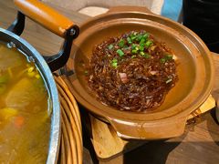 -有红鸡毛店·川菜(建设路店)