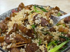 红烧肉炒饭-老头爱马仕酸豇豆炒饭(丰富路店)