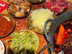 -赵美丽·重庆社区火锅·直营店(火车东站·中豪国际店)