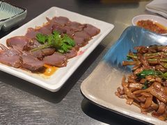 -潮界(LU·ONE凯德晶萃广场店)