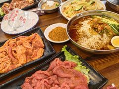 -韩风烤牛肉冷面店