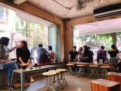 靠窗位-来回·咖啡(天河南店)