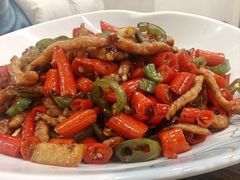 小米椒炒肉丝-江南粥家庄(宁国路店)