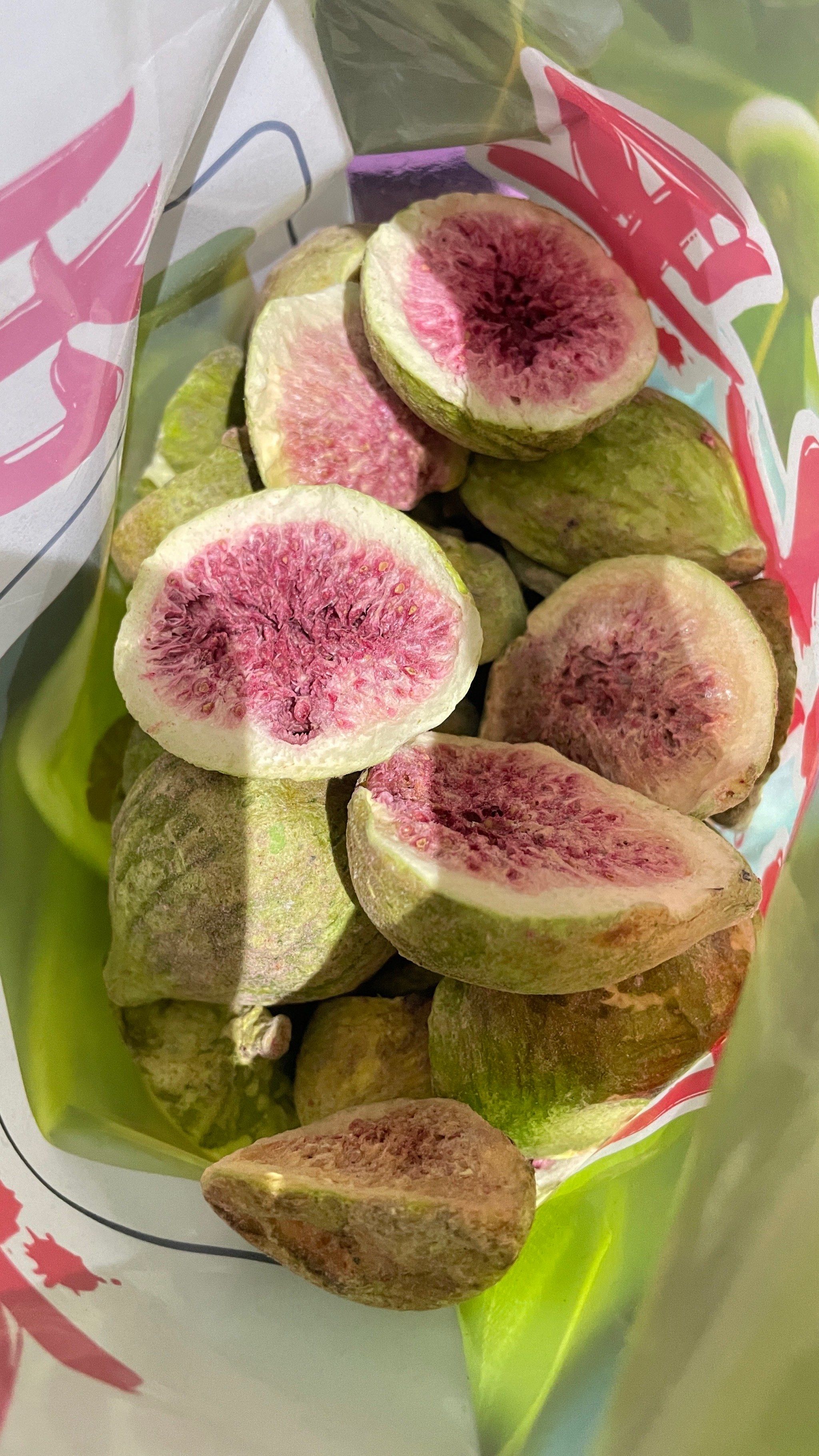 真的保留了鲜无花果的甜味 超好吃 而且方便携带