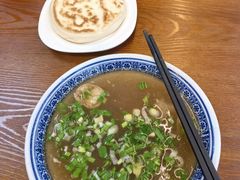 -泉儿头杂碎(杂碎师大店)