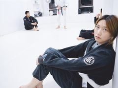 -菠萝格斗巴西柔术训练馆