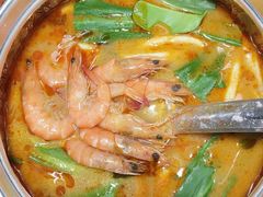 冬阴功汤-忘忧草融合私房菜(红鼎国际店)