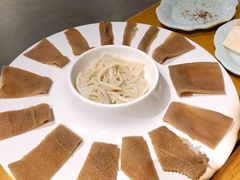 百叶毛肚拼盘-贰重天冰煮羊自助火锅(东坝店)