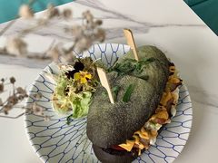 墨魚汁叉燒包-拾挚扒房(招商花园城店)